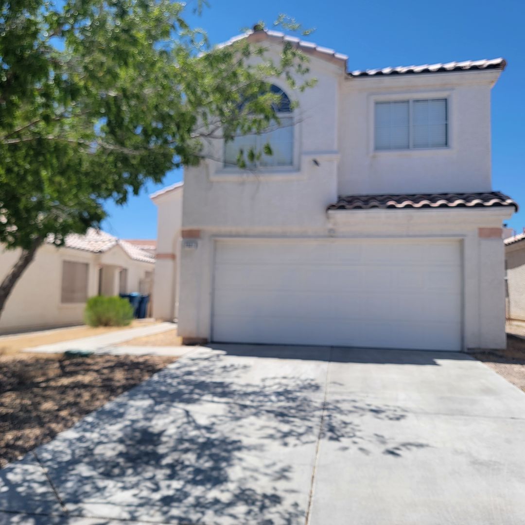Las Vegas House: 7321 Summer Sun Dr