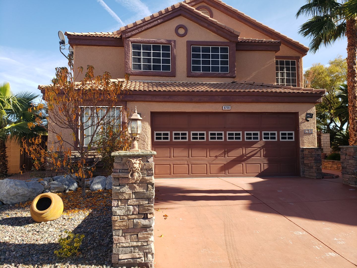 Las Vegas House: 8700 Captains Place