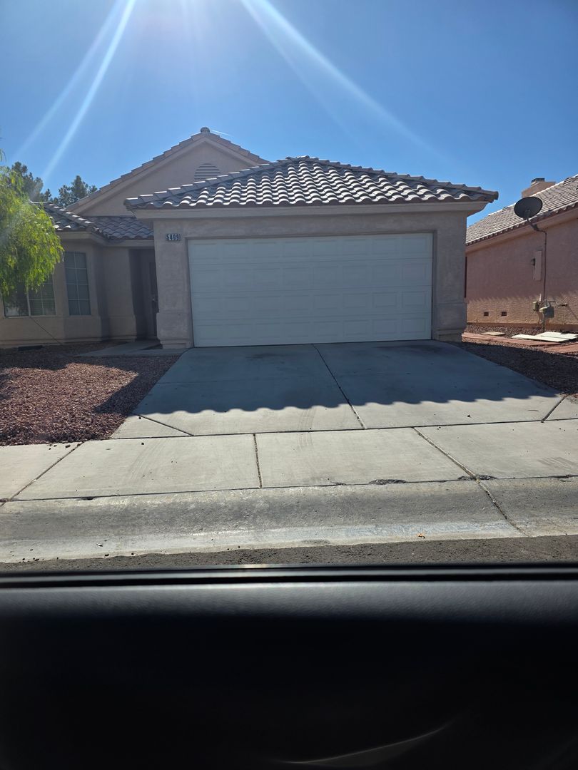 Las Vegas House: 5409 Ravana Ave