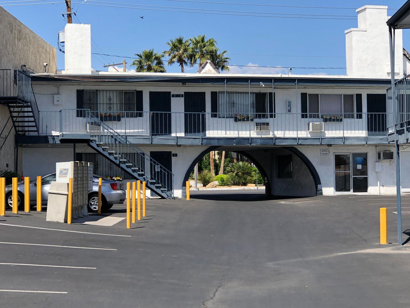Las Vegas House: 4600 Paradise Rd. #43