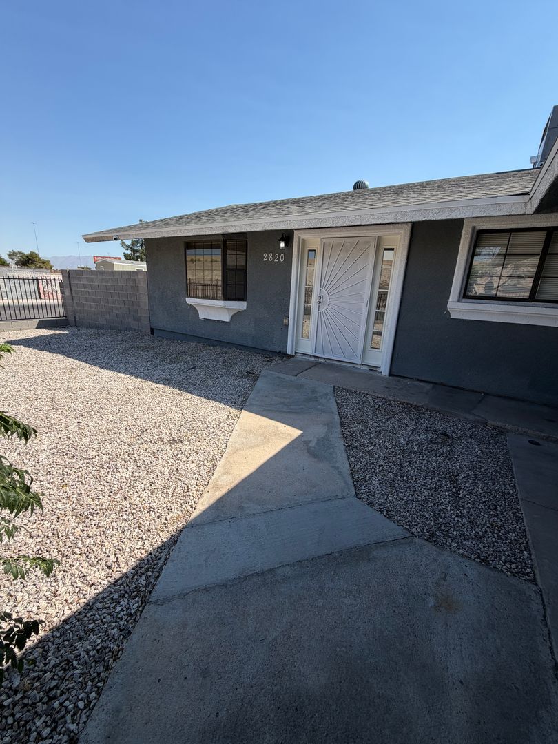 Las Vegas Apartment: 2820 South Sandhill Road