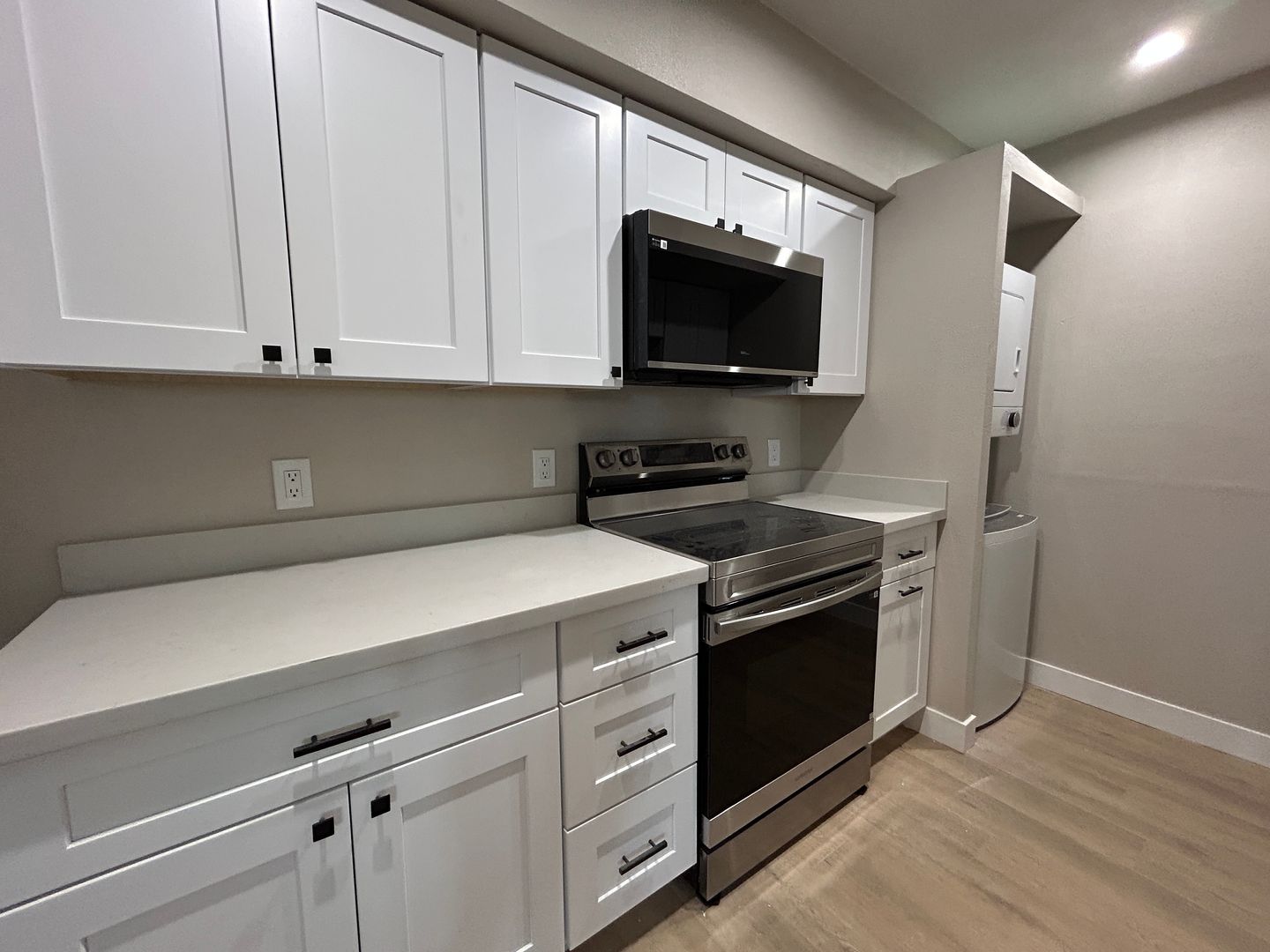 Tempe Townhome: 2699 E Silk Oak Dr