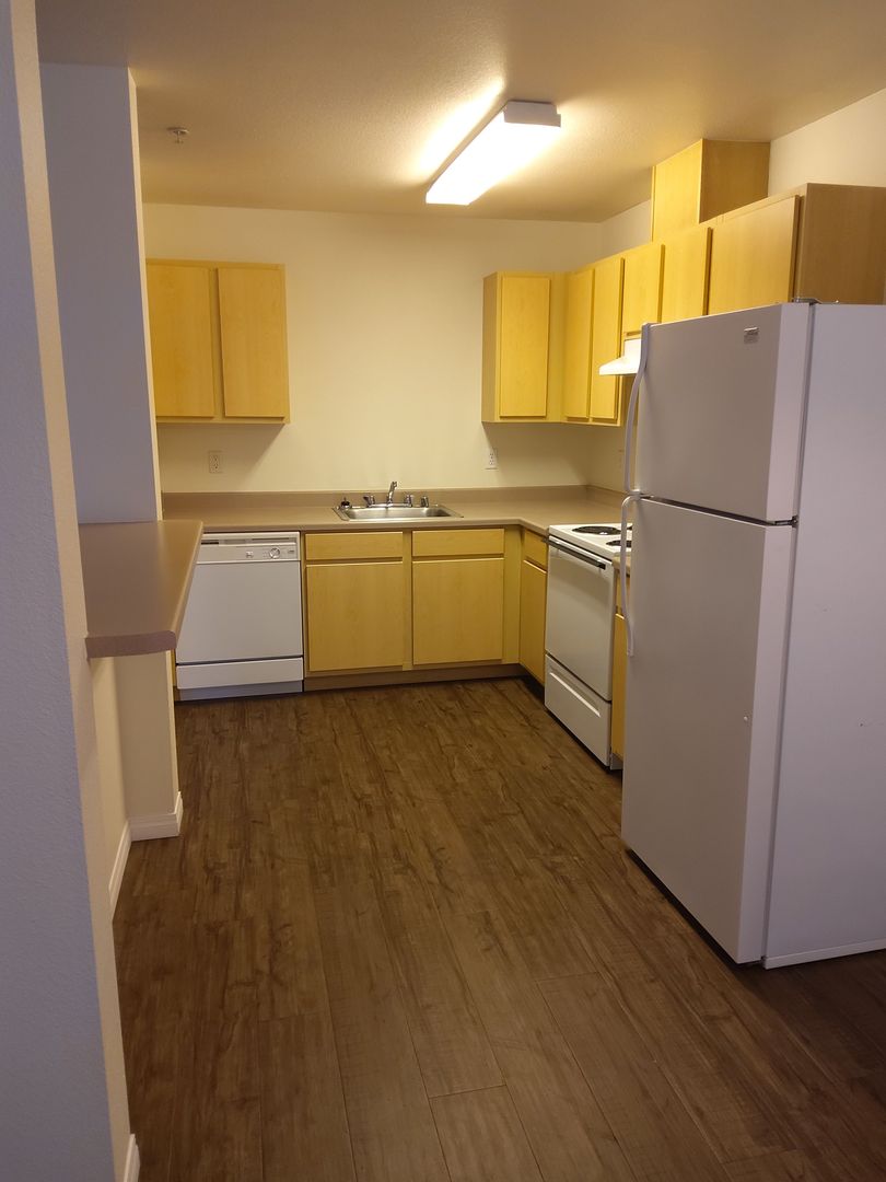 Spokane Valley Apartment: 9407 E. Mission Ave