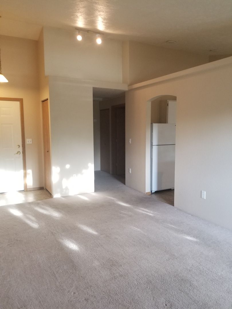 Spokane Valley Apartment: 2405 N. Cherry