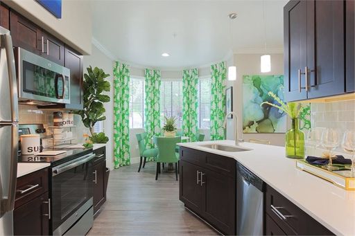 Welcome Home to Enclave! – photo 1