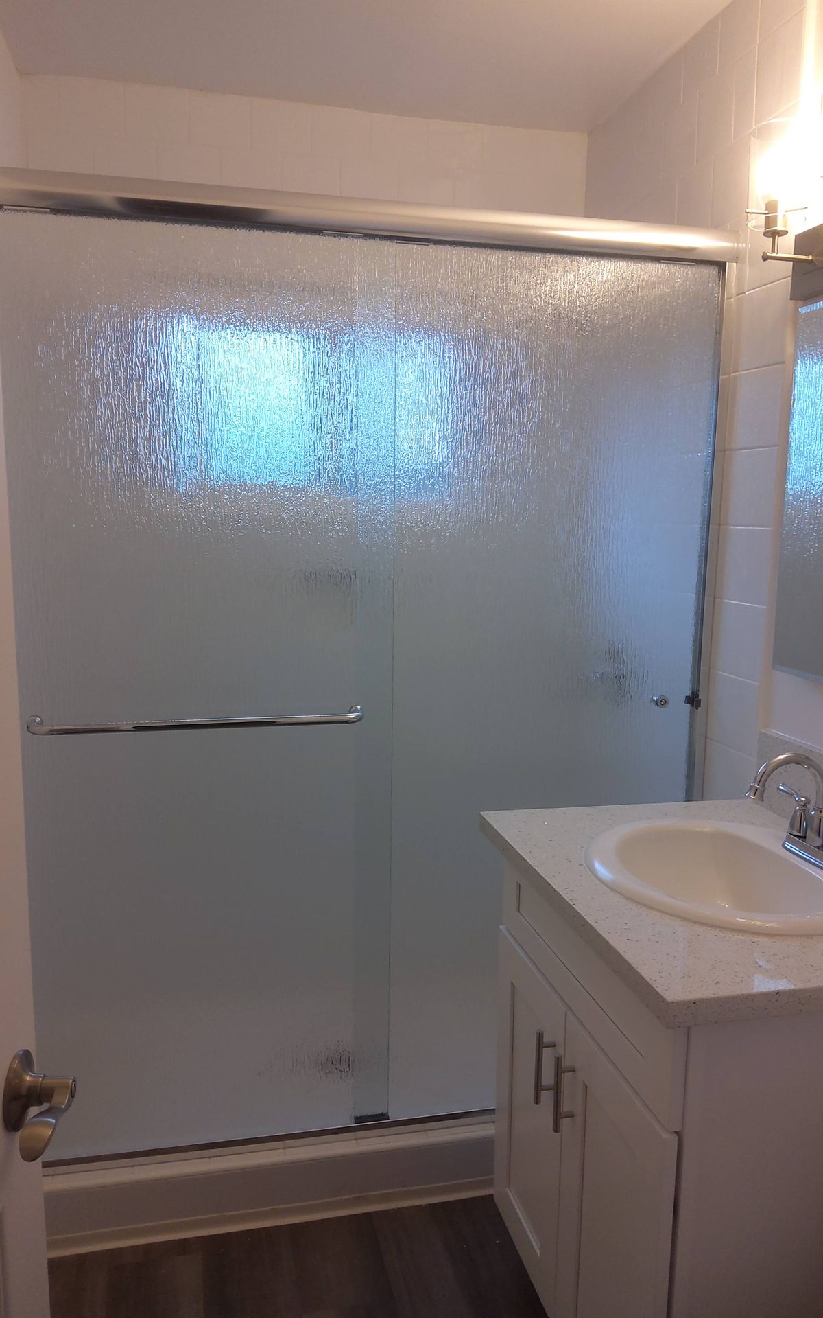 Downey Apartment: 7300 Florence Ave.