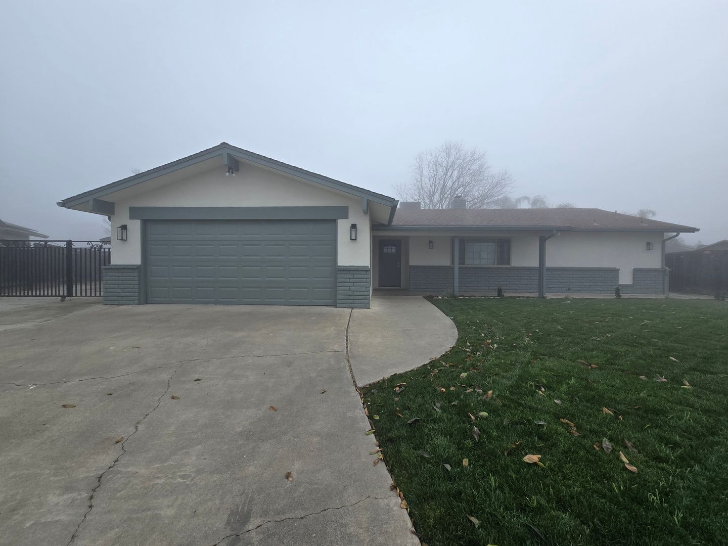 Hanford House: 2329 Michael Cir