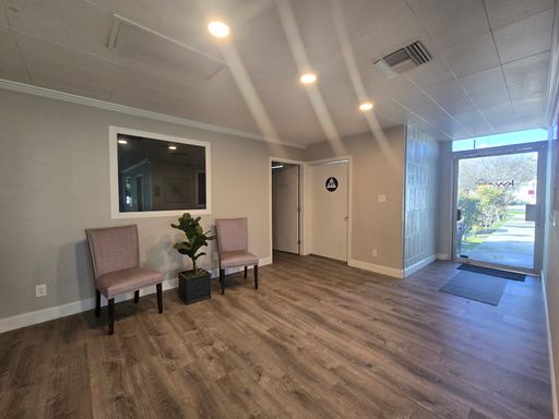 1120 N Irwin St - Small Office, Hanford, CA 93230