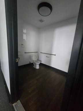 617 N Irwin St - Office Space, Hanford, CA 93230