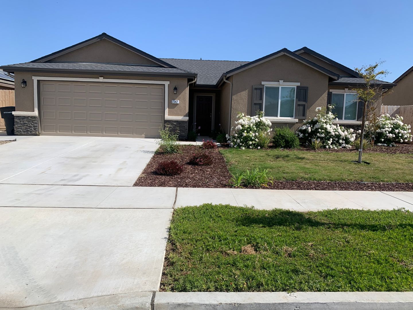 Hanford House: 2342 W Escher Dr