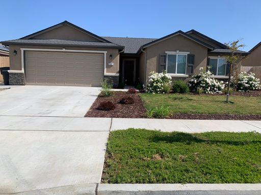 Beautiful 3 Bedroom 2 Bath Home in North Hanford – photo 1