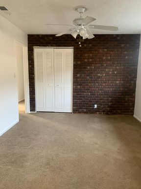 994 S Harris St., Hanford, CA 93230