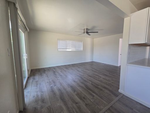 1200 W Water St, Hanford, CA 93230
