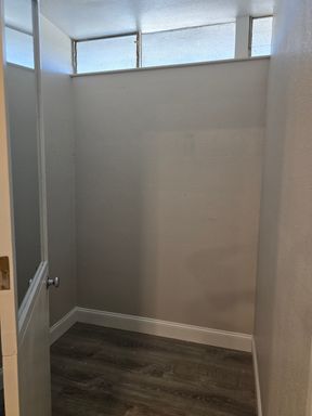 1120 N Irwin St - Small Office, Hanford, CA 93230