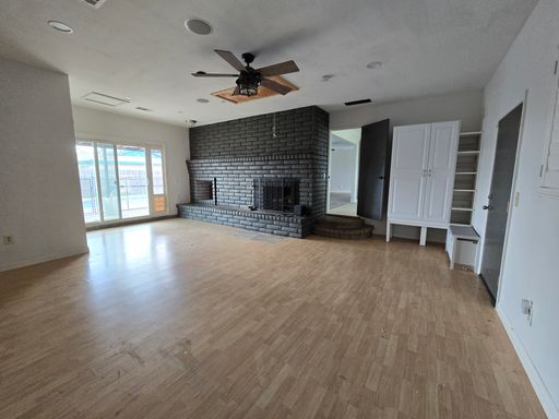395 W Spruce Ave, Lemoore, CA 93245