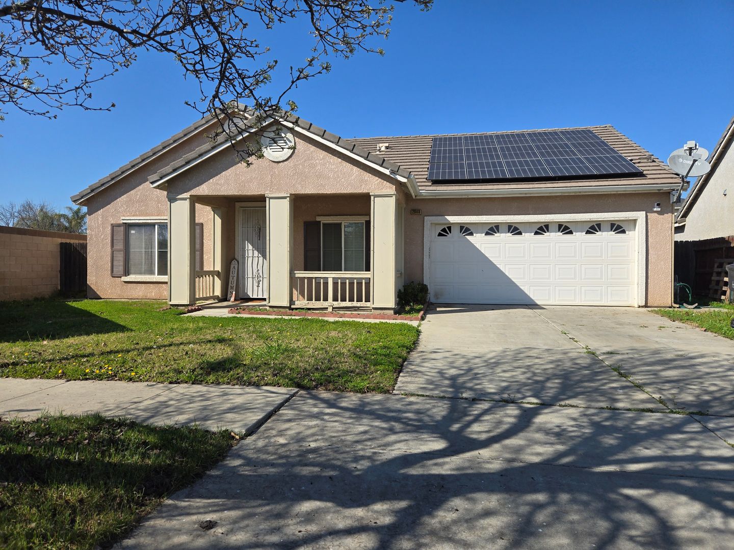 Hanford House: 2068 W Merritt St