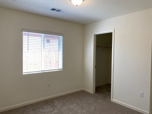 1975 W Escher Dr, Hanford, CA 93230