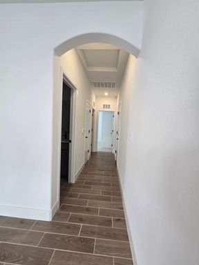 1455 N Frontier St, Hanford, CA 93230