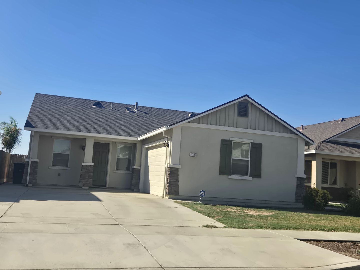 Hanford House: 1288 Greenbrier Dr