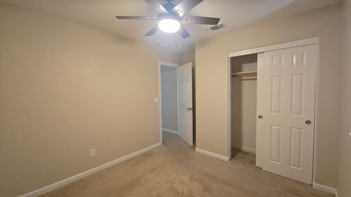 1443 Greenbrier Dr, Hanford, CA 93230