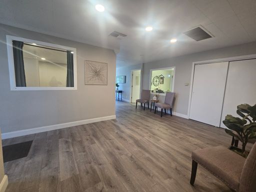 1120 N Irwin St - Office Space, Hanford, CA 93230