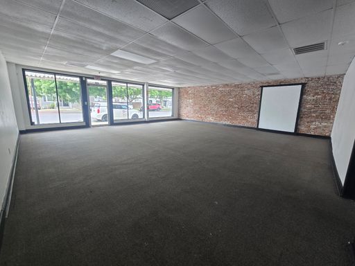 617 N Irwin St - Office Space, Hanford, CA 93230
