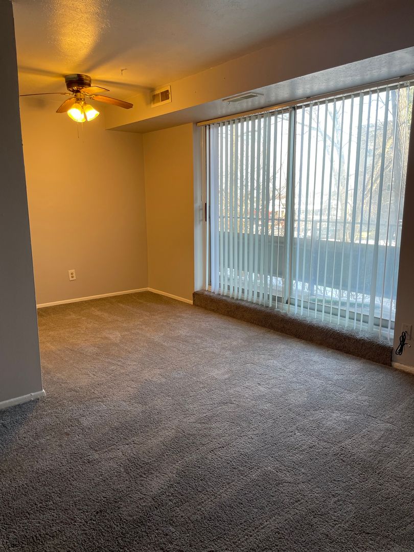 Euclid Apartment: 22140 Euclid Avenue