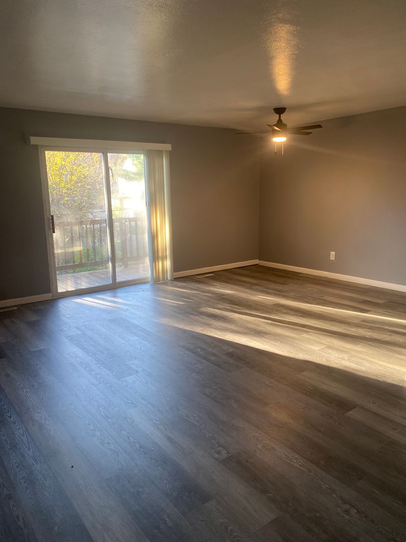 Euclid Apartment: 27800 Euclid Avenue