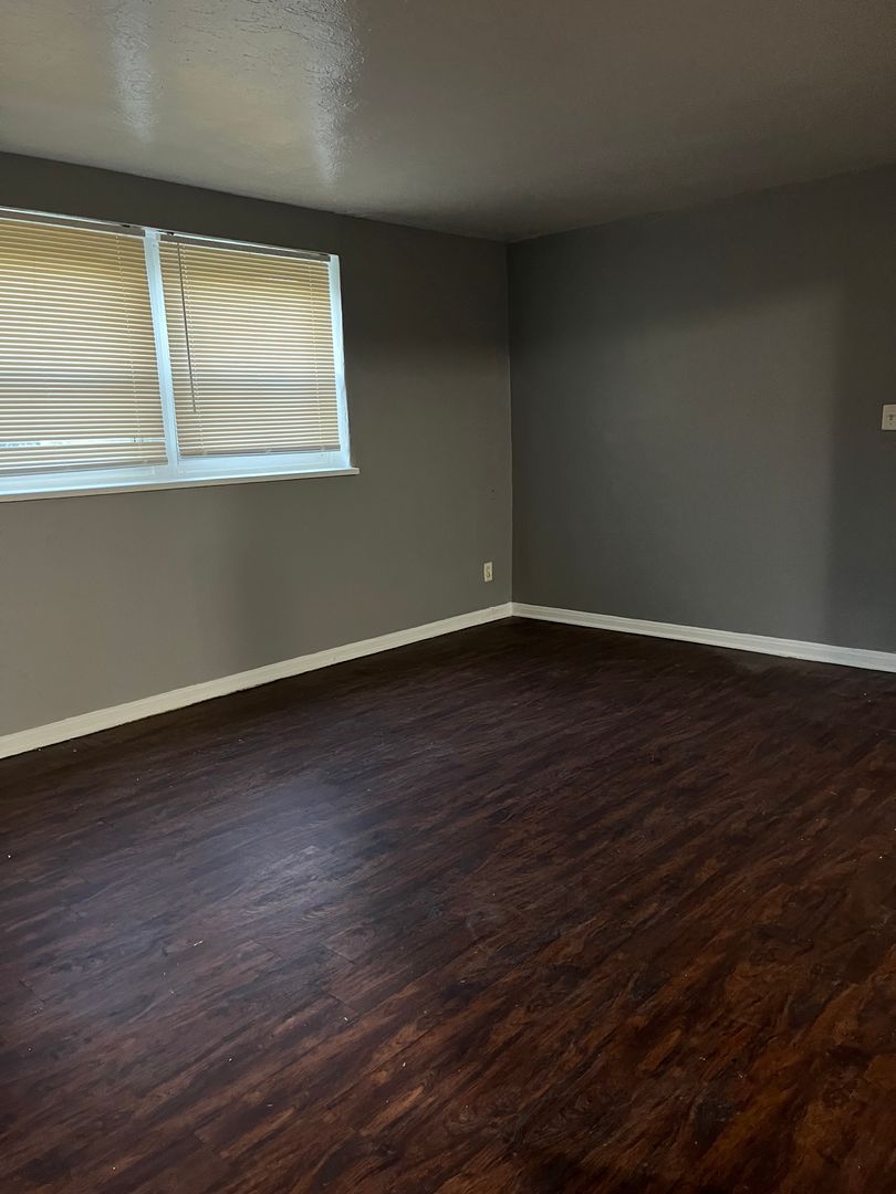 Euclid Apartment: 250-270 E244th Street