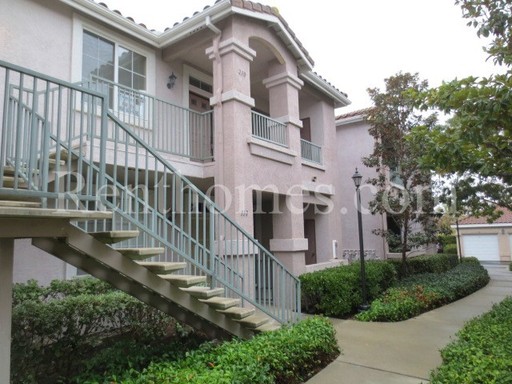 Sabre Springs, 10722 Sabre Hill Dr #134, AC, Fireplace, Community Pool, Spa & Fitness – photo 1