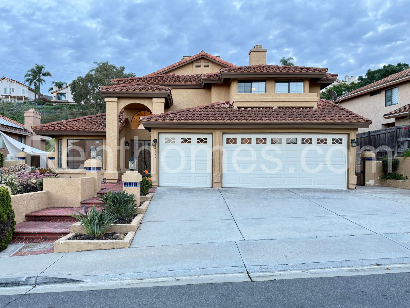 San Diego House: 14265 Marianopolis Way