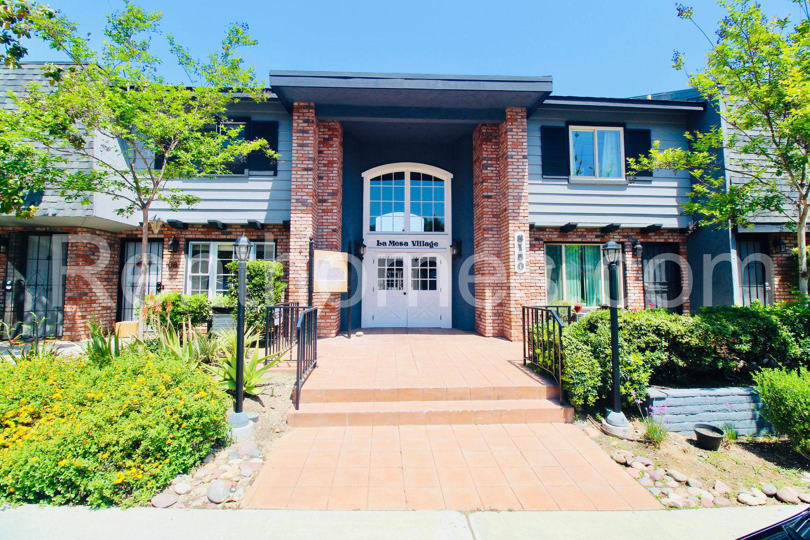 La Mesa Condo: 8150 Lemon Avenue #114