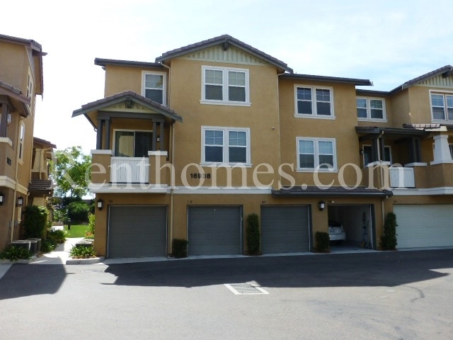San Diego Townhome: 16938 Hutchins Landing #108