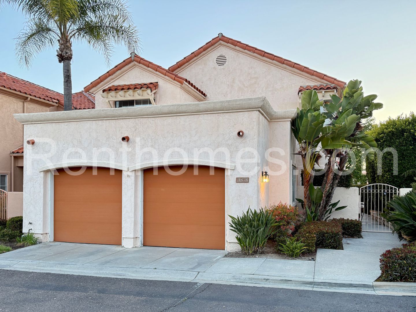 San Diego House: 11858 Caminito Corriente