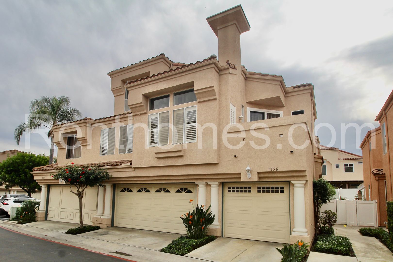 Chula Vista House: 1356 Serena Circle #1