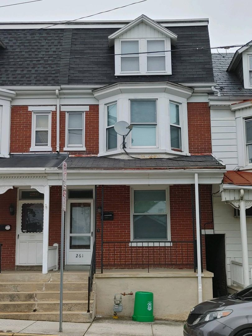 261 S. BELVIDERE AVE., YORK