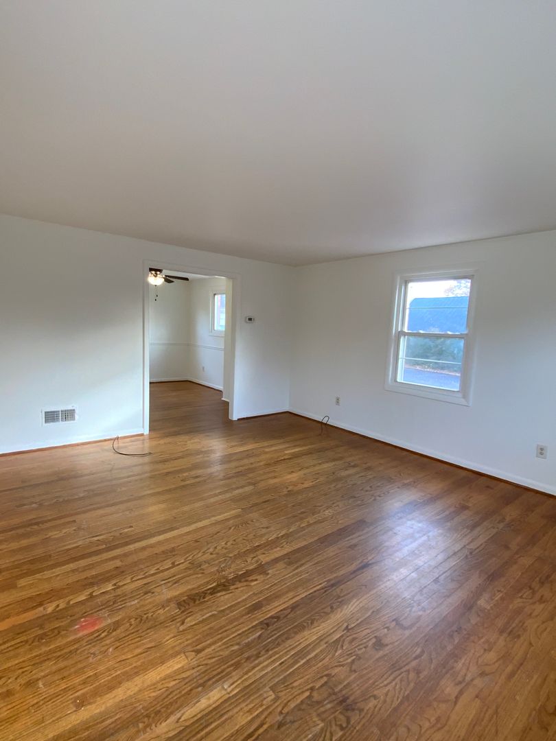 1947 URSINUS AVENUE, LANCASTER, PA 17603