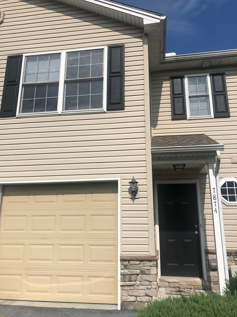 HARRISBURG House: 7874 MANADA COURT- UNIT #28