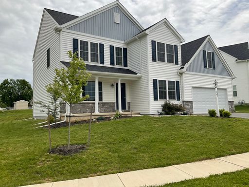 Beautiful Brand New Home in Spring Meadow Reserve! – photo 1