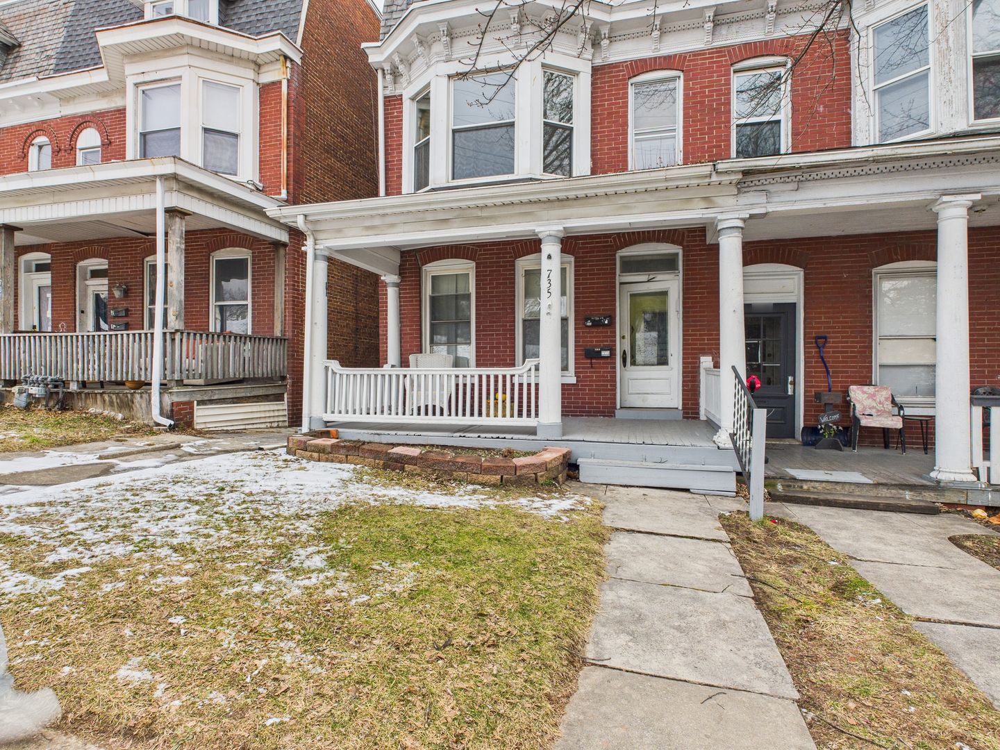 YORK Apartment: 735 N GEORGE STREET