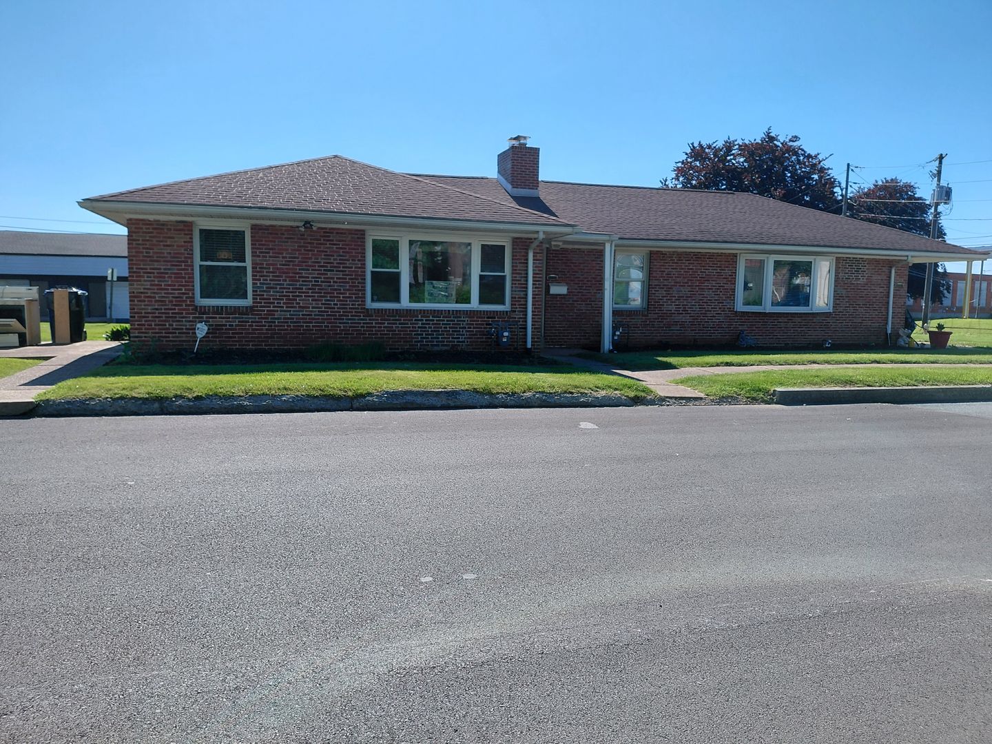 HARRISBURG House: 3003 PENNWOOD DRIVE