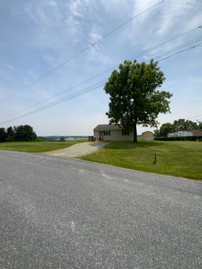 21 Roberts Road, Nottingham, PA 19362