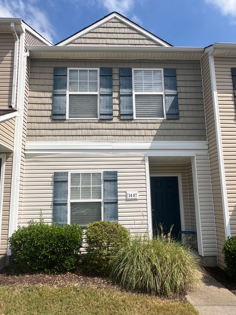 Antioch Townhome: 1407 Pleasant Ridge Rd.