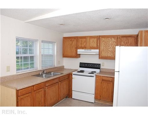 2 bed 1bth – photo 1