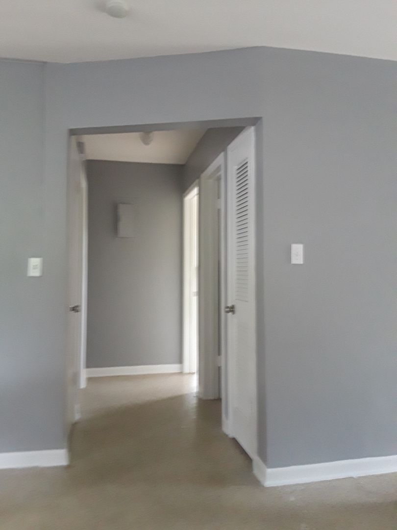 Orlando House: 121 E Evans St