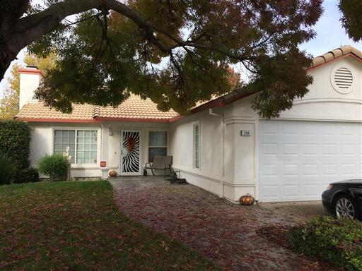 204 Epworth Ct – photo 1