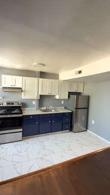 Studio Apartment – 932 N. Calvert St - #1D, Baltimore, MD 21202