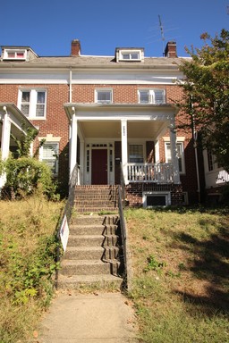 5 Bedroom Rental – 336 E University Pkwy, Baltimore, MD 21218