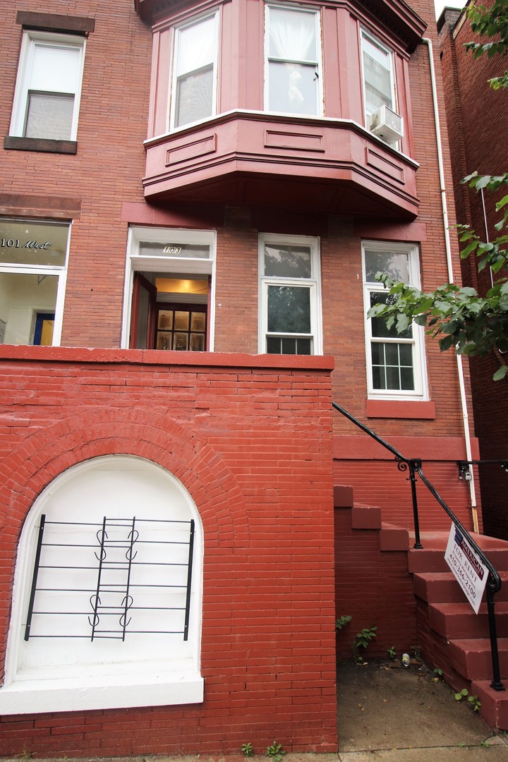 Baltimore Apartment: 103 W. 29th St