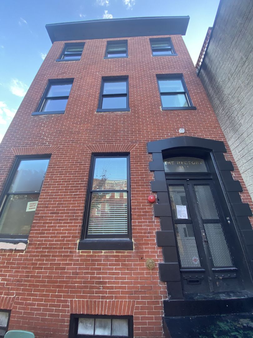 Baltimore Apartment: 911 S Ellwood Ave